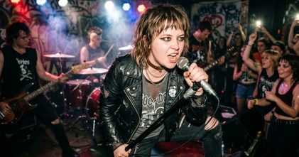 Casting attrice per videoclip di gruppo musicale punk