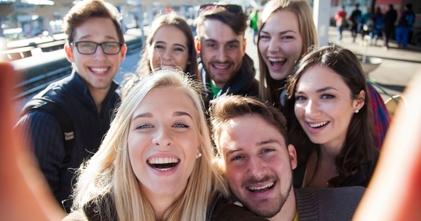 Casting ragazze e ragazzi tra i 18 e i 20 anni per trasmissione televisiva