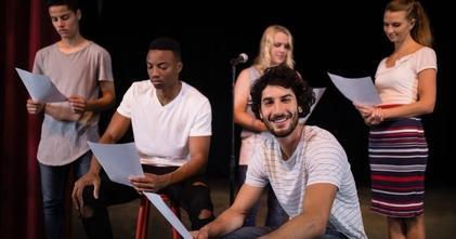 Casting uomini e donne tra i 18 e i 65 anni di qualsiasi etnia per cortometraggio