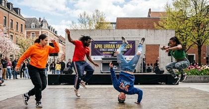 Casting danzatori/danzatrici per spot social/web 