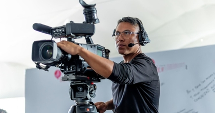 Offerta di lavoro tecnico audio luci e DJ per villaggio turistico