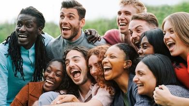 Casting attori e attrici per il film "Tutto l'universo"