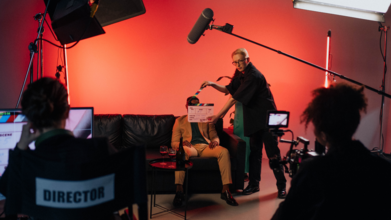 Casting comparse uomini e donne 18-75 anni per serie internazionale in Piemonte