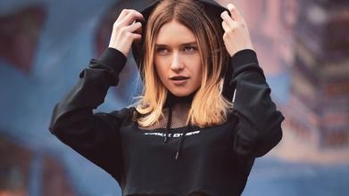 casting ragazza tra i 20 e i 25 anni per videoclip musicale