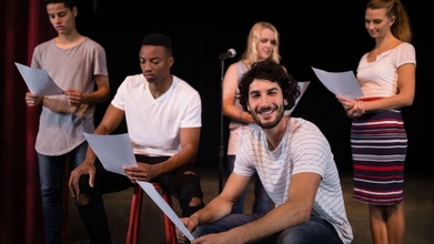 Casting ragazzino ragazzi uomo e donna tra i 14 e i 40 anni per videoclip