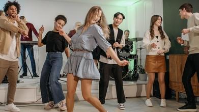 Casting performer donne e uomini dai 18 anni per musical a Milano