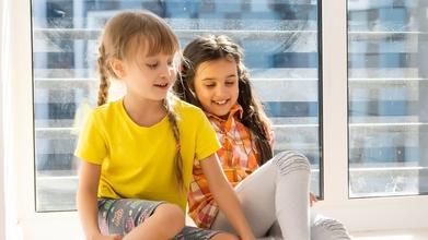 Casting per una bambina di età scenica tra i 7 e i 12 anni per un videoclip musicale