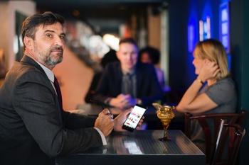 Comparse di entrambi il sessi over 40 per serie tv produzione europea Zona Cuneo e Asti